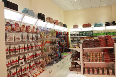 1473845602634449.jpg 样板店货架-6.JPG
